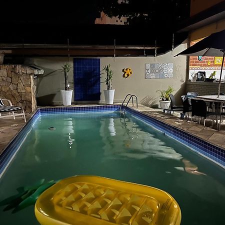 Lindo Sobrado Amarelo -Proximo A Praia Mongaguá 外观 照片