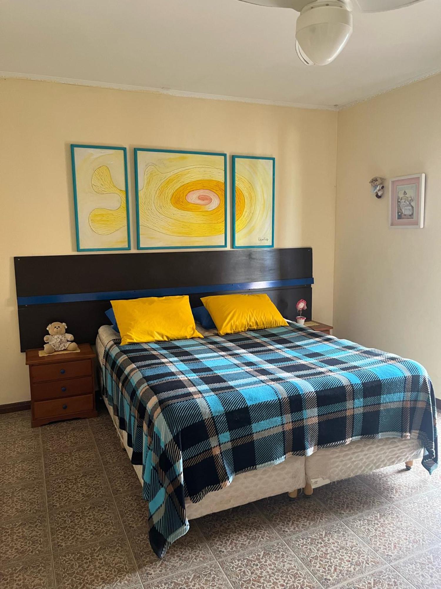 Lindo Sobrado Amarelo -Proximo A Praia Mongaguá 外观 照片
